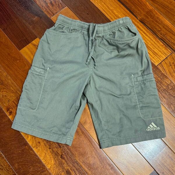 150 アディダス adidas 短パン ショーパン ハーフパンツ