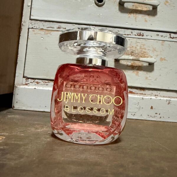 ジミー チュウ 香水 ブロッサム ビビットエディション 40ml