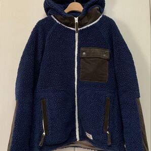【MAGIC NUMBER】ハイネックボアパーカージャケット ネイビー Sサイズ