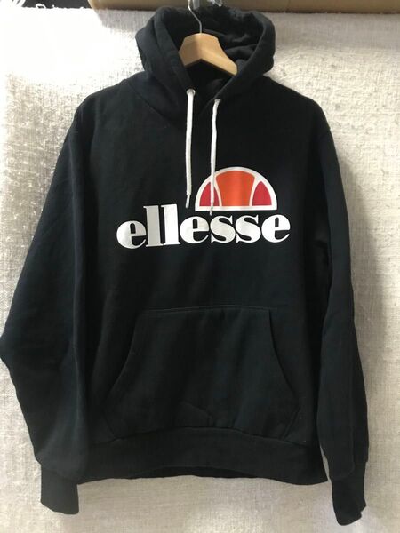 ◆美品古着◆ ellesse エレッセテニス 黒パーカー L スウェット ブラック プルオーバー