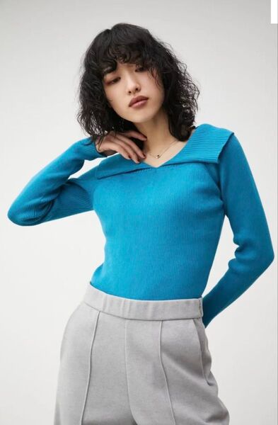 【美品】AZUL by moussy ニット セーターリ ブ襟付き青ブルー長袖