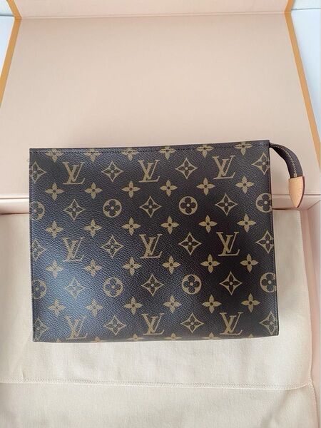 美品!付属品完備!LOUIS VUITTON ルイヴィトン モノグラム クラッチバッグ ポッシュトワレット26