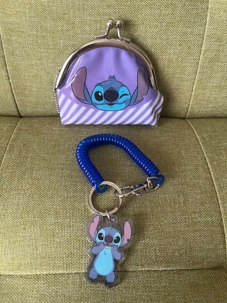ディズニーストア スティッチ がま口 キーチェーン