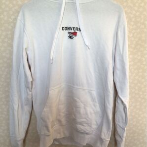 【定番ブランドの洗練されたカジュアル】CONVERSE パーカー