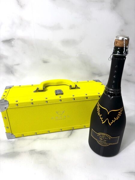エンジェルシャンパン イエロー 空箱+空瓶 シャンパン ANGEL CHAMPAGNE 黒ボトル#206