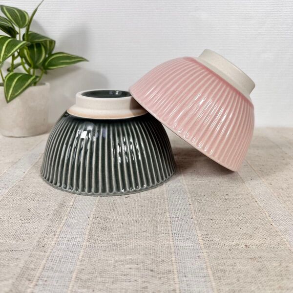 【新品・限定品】美濃焼 茶碗2個セット ピンク ダークグレー