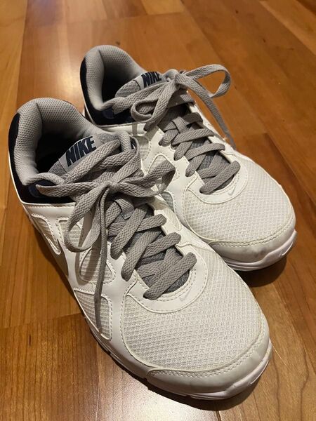 インドアシューズ ナイキ NIKE 25.5