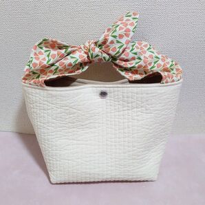 ヌビキルトのリボントートバッグ 持ち手がかわいい マチ広め お弁当バッグ サブバッグ ちょっとそこまで♪ オフホワイト