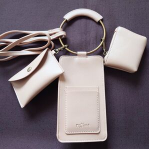 マルチウェイショルダー トリプルスマホポシェット