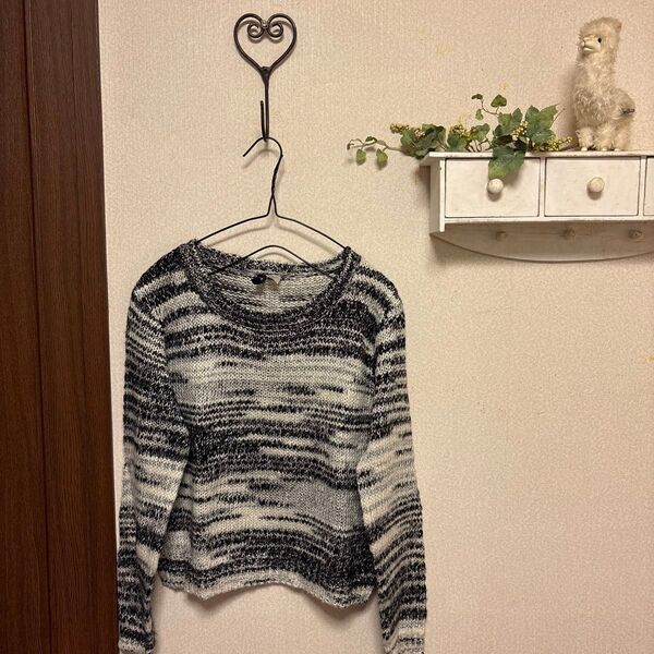 H&M DIVIDED ニットセーター