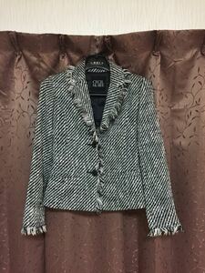 650. Cecil McBee * black white cut ... none tweed jacket * size M