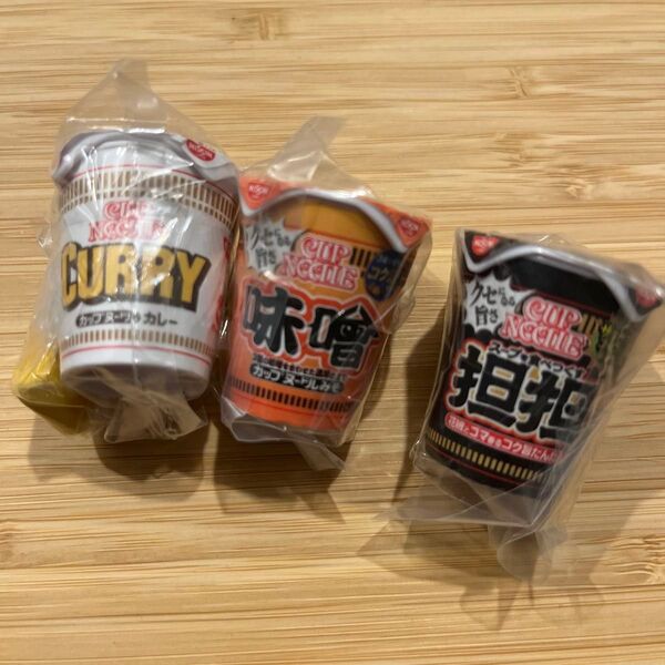 日清カップヌードル ミニチュアチャーム