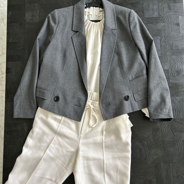 【美品】Theory luxe ウールジャケット|軽くて暖かい万能アイテム! テーラードジャケット M