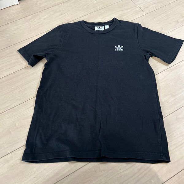 Tシャツ adidas アディダス