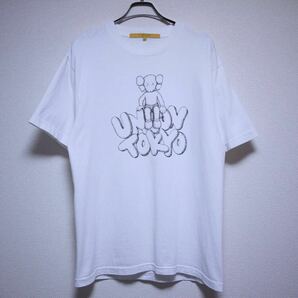オープン記念 UNINON TOKYO KAWS Tee Size 2 M ユニオン トウキョウ 東京 カウズ Tシャツ White 白 ホワイト 半袖Tシャツ プリントTシャツ