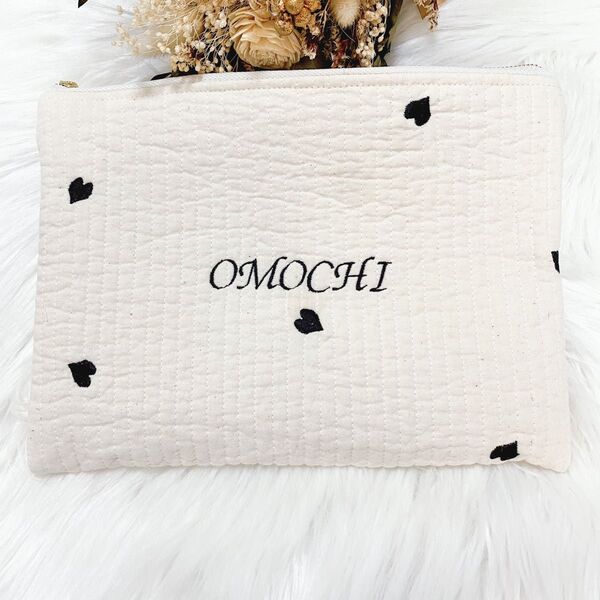 母子手帳 ケース ポーチ おむつポーチ 刺繍 名前 名入れ イブル ヌビ ハンドメイド 愛犬 わんこ うちの子グッズ ハート
