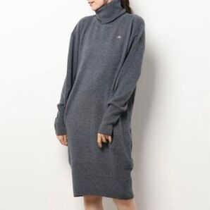 VivienneWestwood タートルネックワンピ