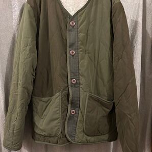 POWER TO THE PEOPLE キルティングボア ジャケット カーキ