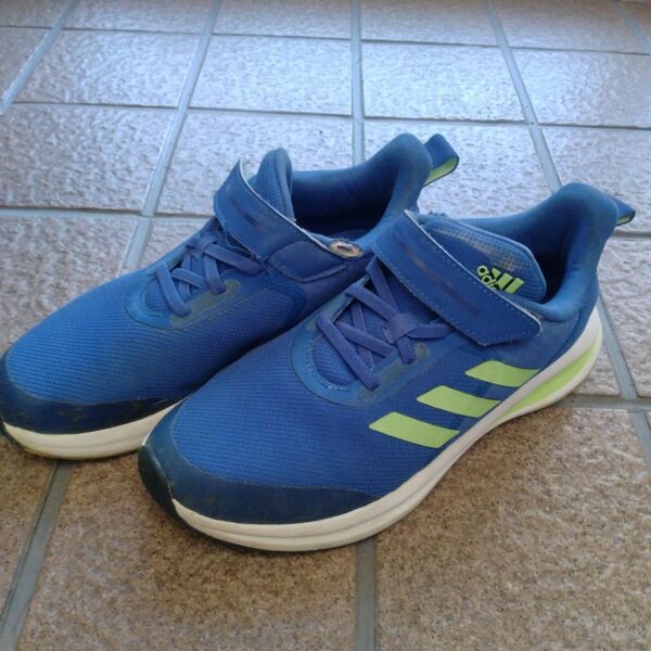adidasスニーカー24.5cmアディダス