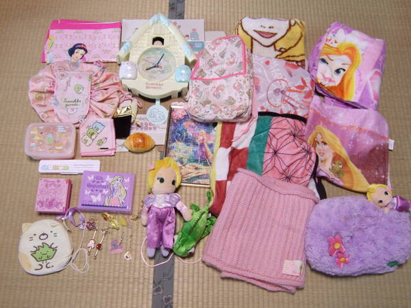 USED!ラプンツェル&すみっコぐらしランチボックス小学生女の子のおもちゃ、雑貨セット