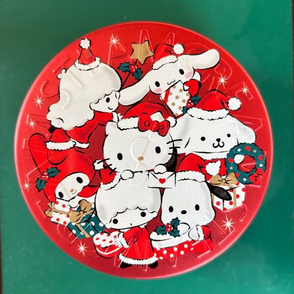 スチームクリーム クリスマス・サンリオキャラクターズ 限定缶