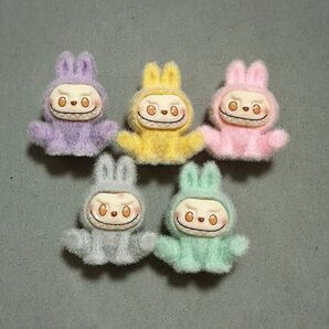 ラブブ labubu ① フィギュア