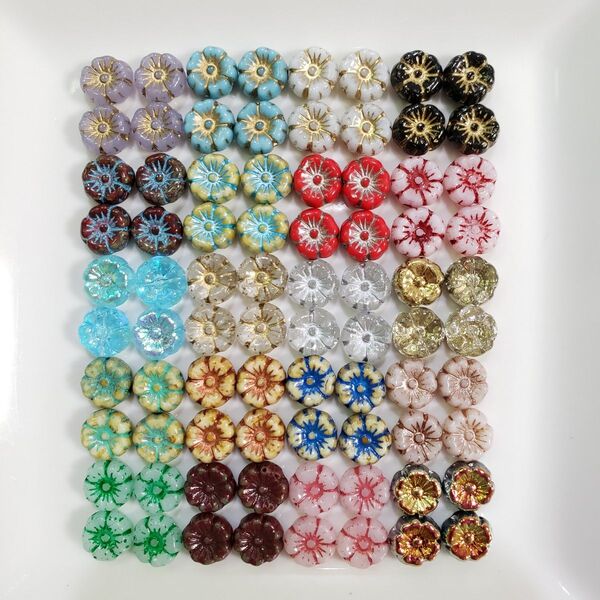 チェコビーズ プラム デザインフラワー 花 約8mm 4個×20色=80個