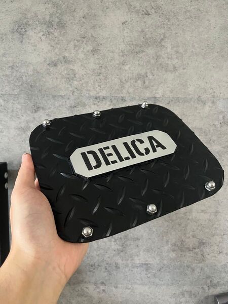 給油口カバー デリカ DELICA D5 後期 前期 簡単貼り付け