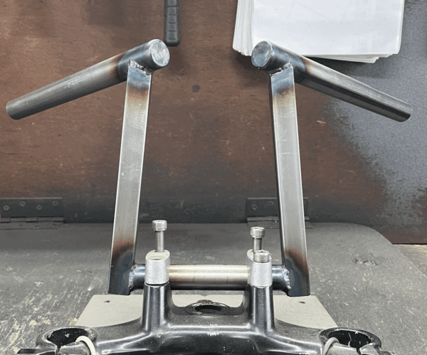 22、2 角ロボット 未塗装
