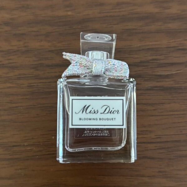 Miss Dior Blooming Bouquet 5ml サンプル 非売品 ディオール ミスディオール オードゥトワレ