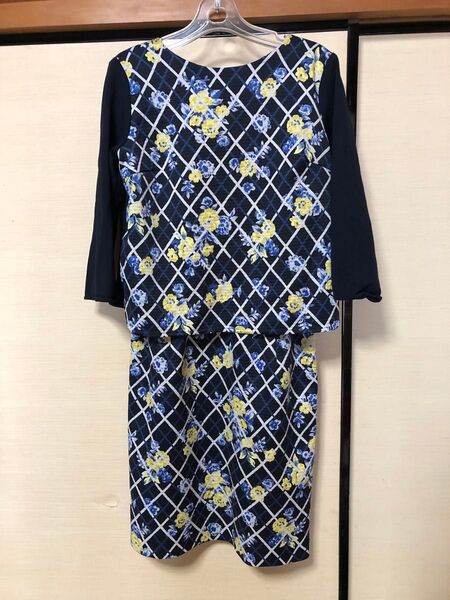ネイビー花柄チェック長袖セットアップサイズ40(L)