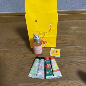 ロクシタン ハンドクリーム4個とシャワージェルギフト紙袋セット