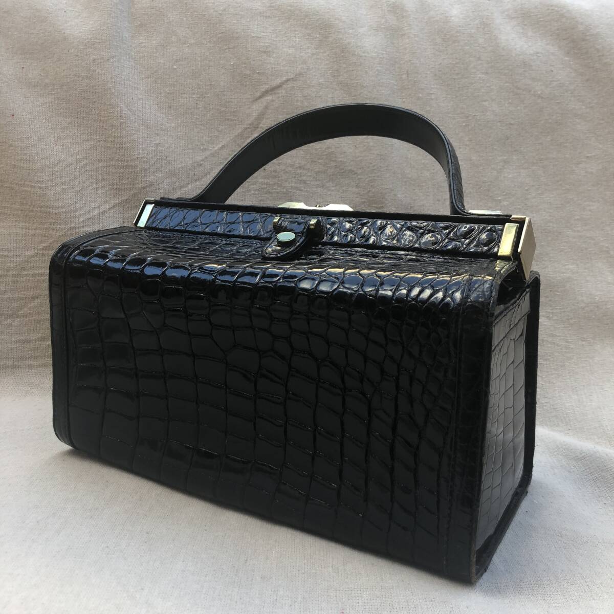 Yahoo!オークション -「genuine crocodile skin」の落札相場 Yahoo!オークション -「genuine crocodile skin」の落札相場