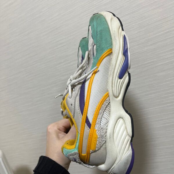 スニーカー カラフル PUMA 23.5 ホワイト 紫 緑 黄色