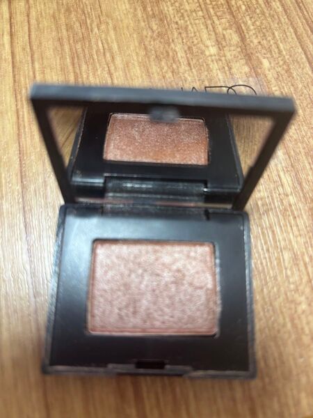 NARS アイシャドウ 5330.