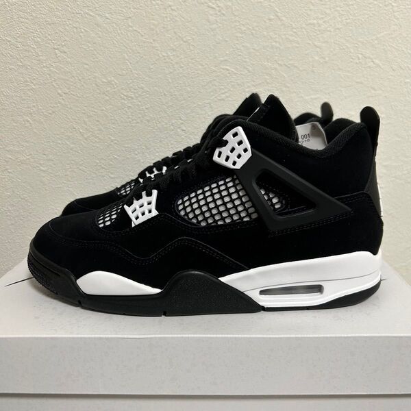 Nike Air Jordan 4 Retro "White Thunder" AJ4