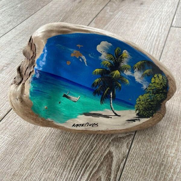 Maldives ヤシの実アート