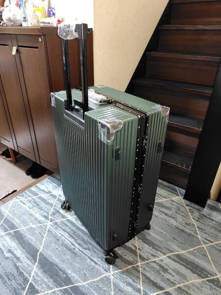 スーツケース90Lグリーン