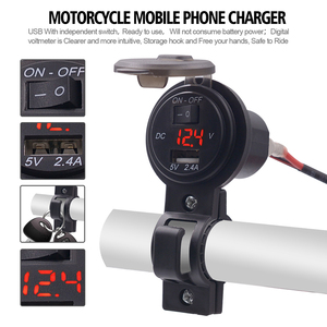 ★数量限定！バイク用USB充電器 スイッチ付き！5V2.4A スマホ ナビ レーダー ツーリング【b695】