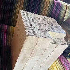 300万ドルの椅子 ロータリーヒロ社製