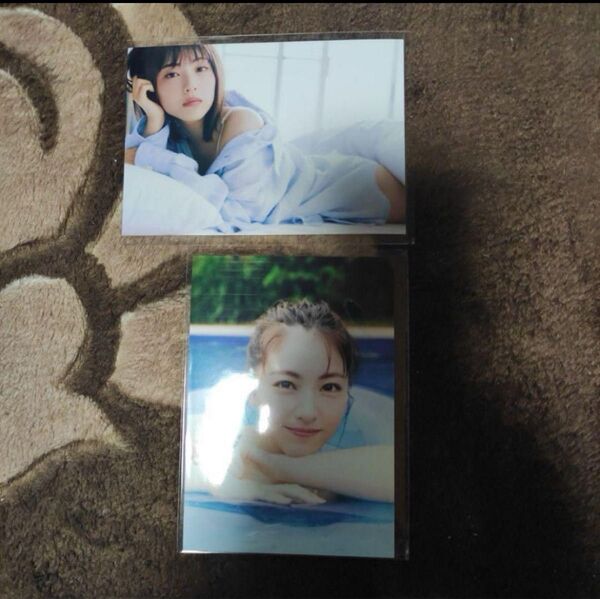 浜辺美波 写真 2枚