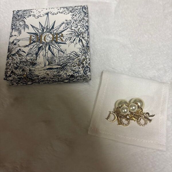 DIOR ディオール パールピアス