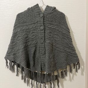 ポンチョ グレー ニット フード付き