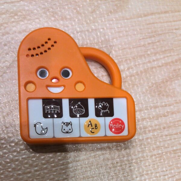 こどもちゃれんじ baby ピアノメロディートイ