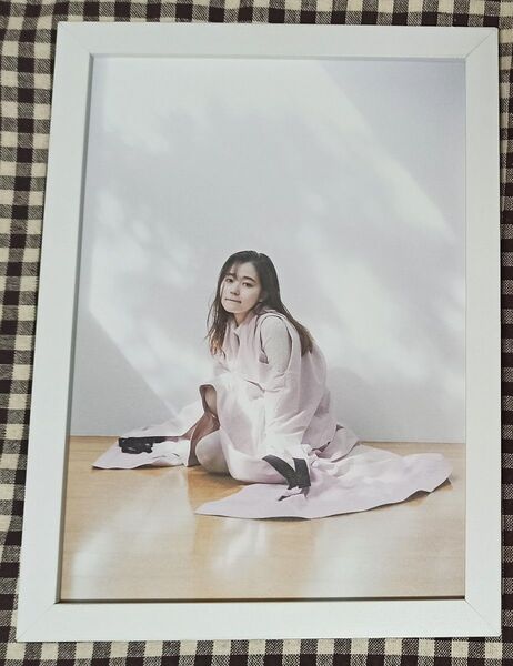 山田杏奈 A4サイズ 額入り No.03