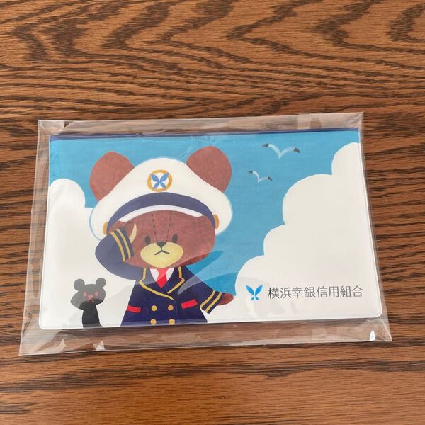 くまのがっこう 通帳ケースほか