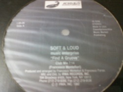 ハウス Soft & Loud Music Enterprise / Find A Groove 12インチ新品です。