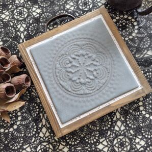 タイル鍋敷きリーフ ブルーグレーお値下げ中!