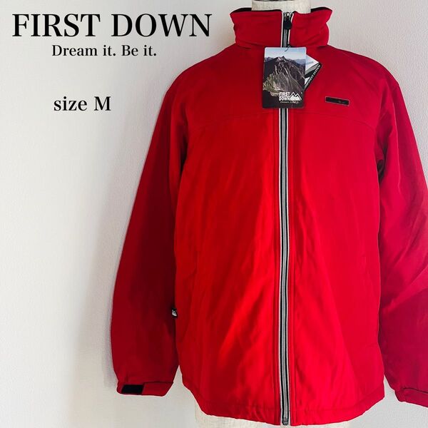 《新品未使用タグ付》ファーストダウン FIRST DOWN 中綿入り ジャケット ジップアップ マウンテンパーカー レッド