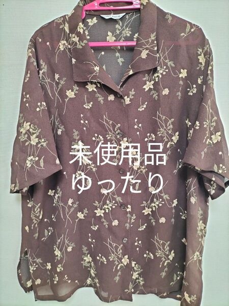 半袖 ブラウス 透け感